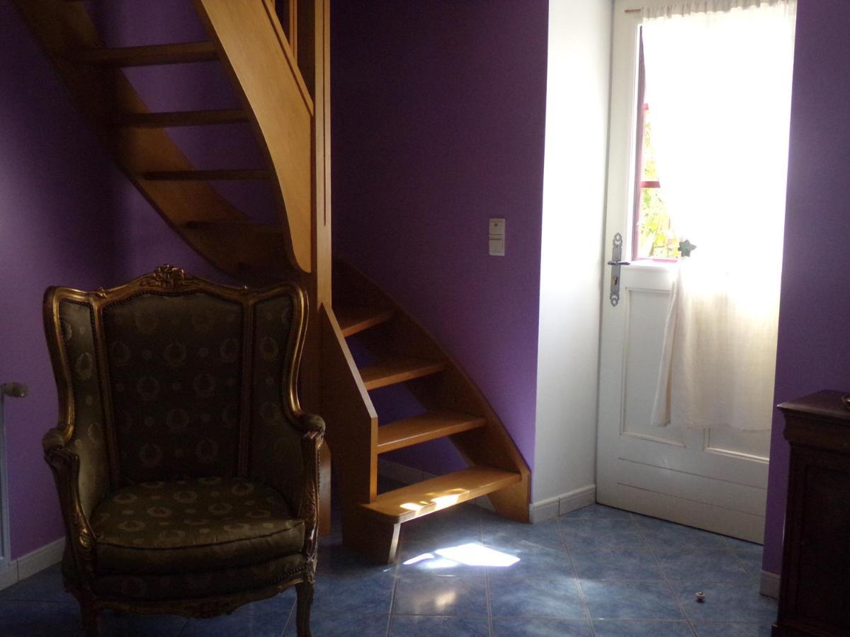 Chambres Et Table D'Hotes, Maisonnettes Individuelles Dans Propriete Privee Vézinnes Buitenkant foto