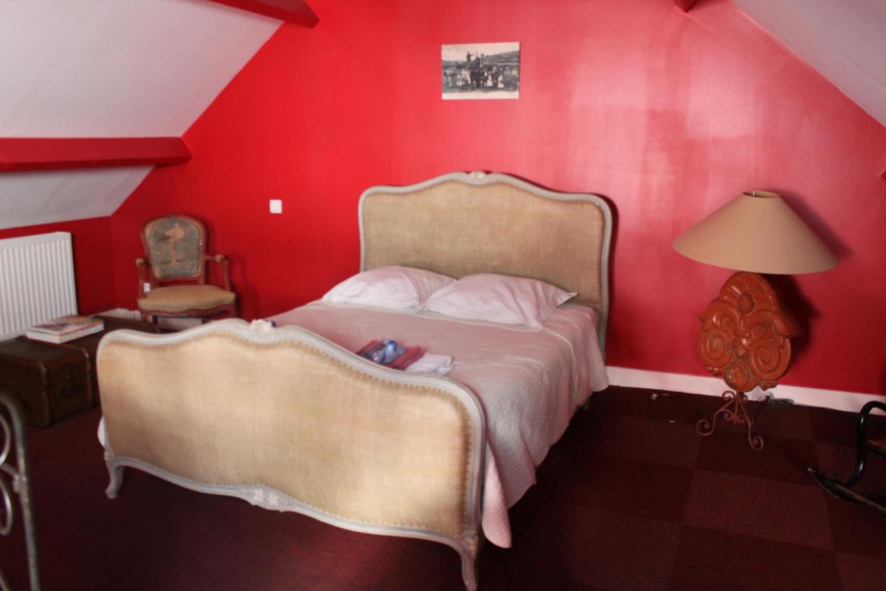 Chambres Et Table D'Hotes, Maisonnettes Individuelles Dans Propriete Privee Vézinnes Buitenkant foto